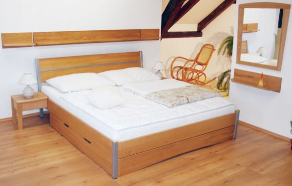Dřevěná postel Alex u.p.