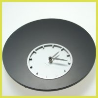 Designové nástěnné hodiny 1200 Calleadesign 26cm (20 barev)