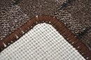 Kusový koberec hnědý 3D