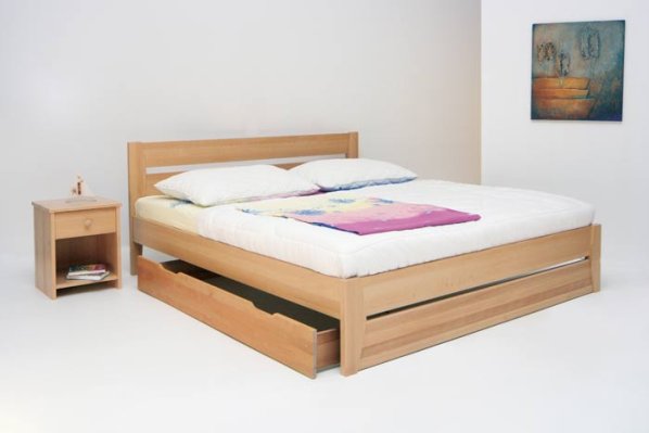 Dřevěná postel Laura u.p.