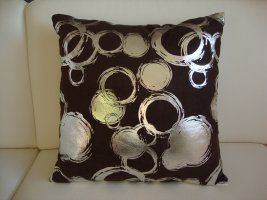 Polštář Cushion PI045 hnědý s kruhy