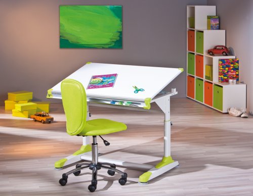 Jak správně vybrat pracovní stoly a židle pro děti