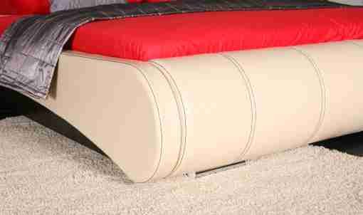 Bílá čalouněná postel Huron, 180x200 cm