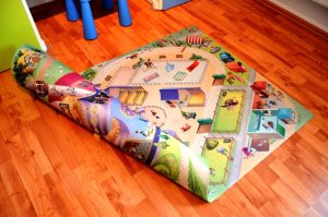 Oboustranný dětský koberec zámek-jízdárna, 100x150cm