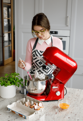 Kuchyňský robot Modexo červený