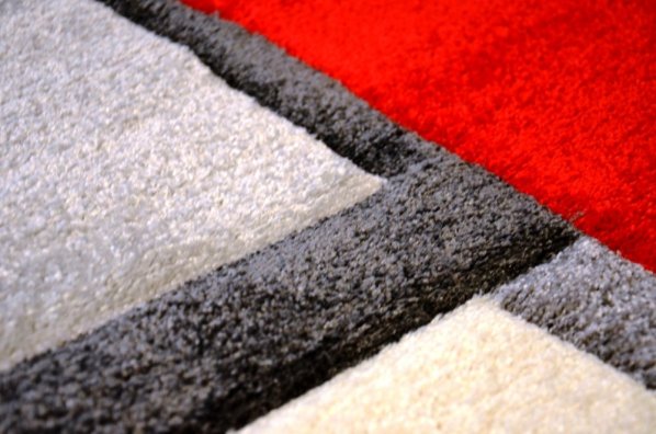 Kusový koberec Rumba 8423, červeno-šedý
