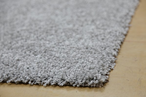 Šedý kusový koberec Vigo, 80x150 cm