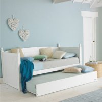 Bílá postel s přistýlkou GLAMIS